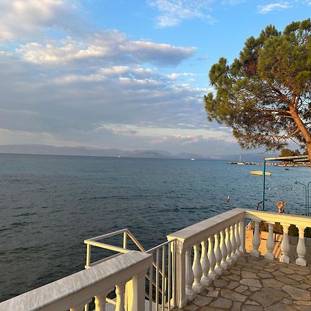 Blue Horizon Βίλα Μπούκαρι Εξωτερικό φωτογραφία
